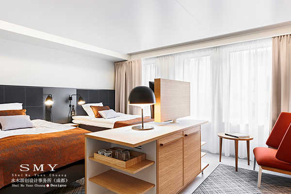 現(xiàn)代化的酒店室內(nèi)設(shè)計特點1 現(xiàn)代化的酒店室內(nèi)設(shè)計特點1