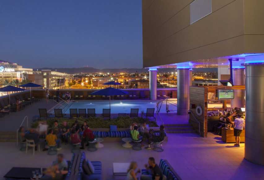 電競酒店綜合設計